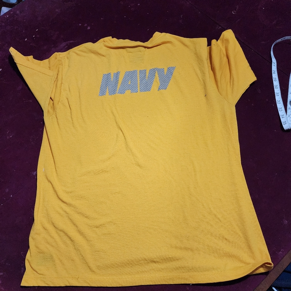 Authentic U.S. Navy T-shirt - Picture 9 of 9